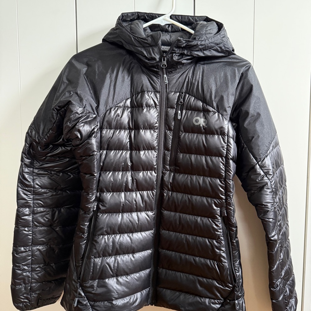 Women's Outdoor Research Helium Down Hoodie Jacket Small NWT